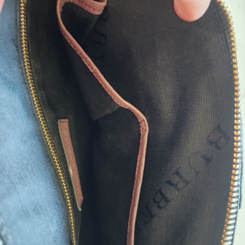 Burberry Purple Leather Women's Bag 275 - Picture 4 of 8